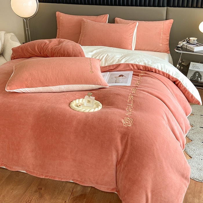 91家纺网 家纺一手货源 找家纺 澳梵 2023新款轻奢风牛奶绒刺绣四件套 爱玛橙