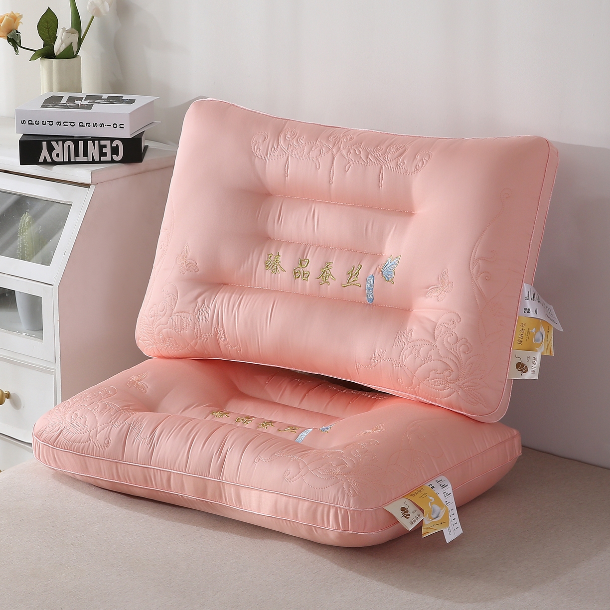 91家纺网 家纺一手货源 找家纺 天意美  2023新款护颈锥助眠臻品蚕丝乳胶枕头枕芯 48x74cm臻品蚕丝-粉（一只）