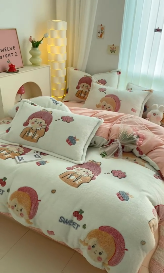 91家纺网 家纺一手货源 找家纺 同田家纺 2024秋冬新品雪花绒牛奶绒印花四件套 甜蜜女孩