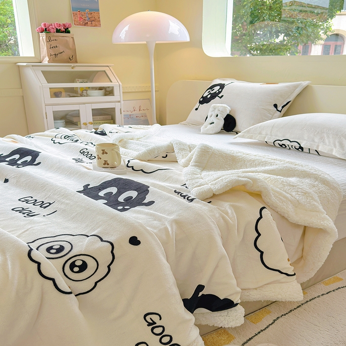 91家纺网 家纺一手货源 找家纺 沐慕 2023新款毛毯 黑球球