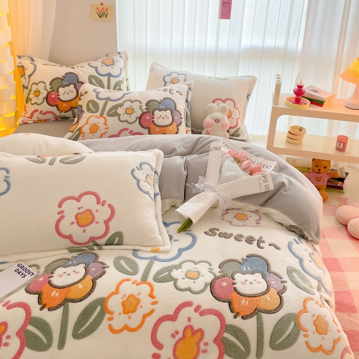 91家纺网 家纺一手货源 找家纺 同田家纺 2024秋冬新品雪花绒牛奶绒印花四件套 七彩家园