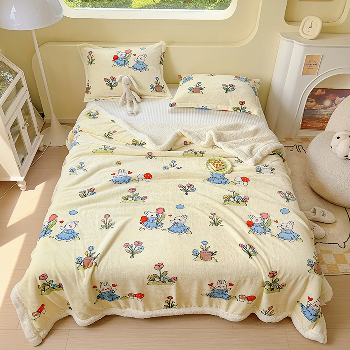 91家纺网 家纺一手货源 找家纺 沐慕 2023新款毛毯 花丛兔兔