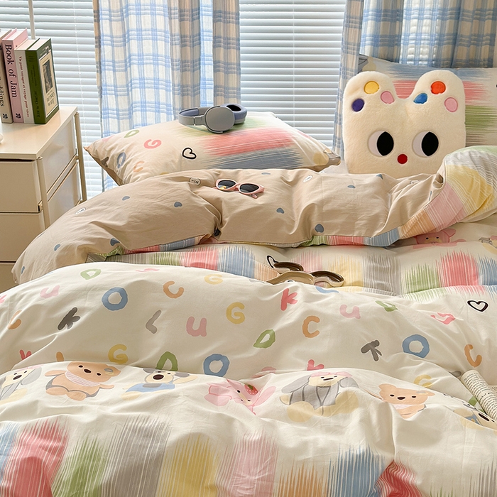 91家纺网 家纺一手货源 找家纺 昔可家纺 2023新款多巴胺卡通学生季全棉四件套 涂鸦小伙伴