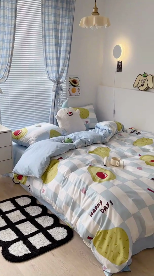 91家纺网 家纺一手货源 找家纺 昔可家纺 2023新款多巴胺卡通学生季全棉四件套 奶蓝雪梨