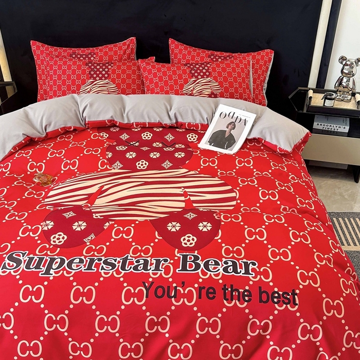 91家纺网 家纺一手货源 找家纺 色鬼布艺 2023新款加厚双面磨毛数码大版印花四件套 潮酷熊