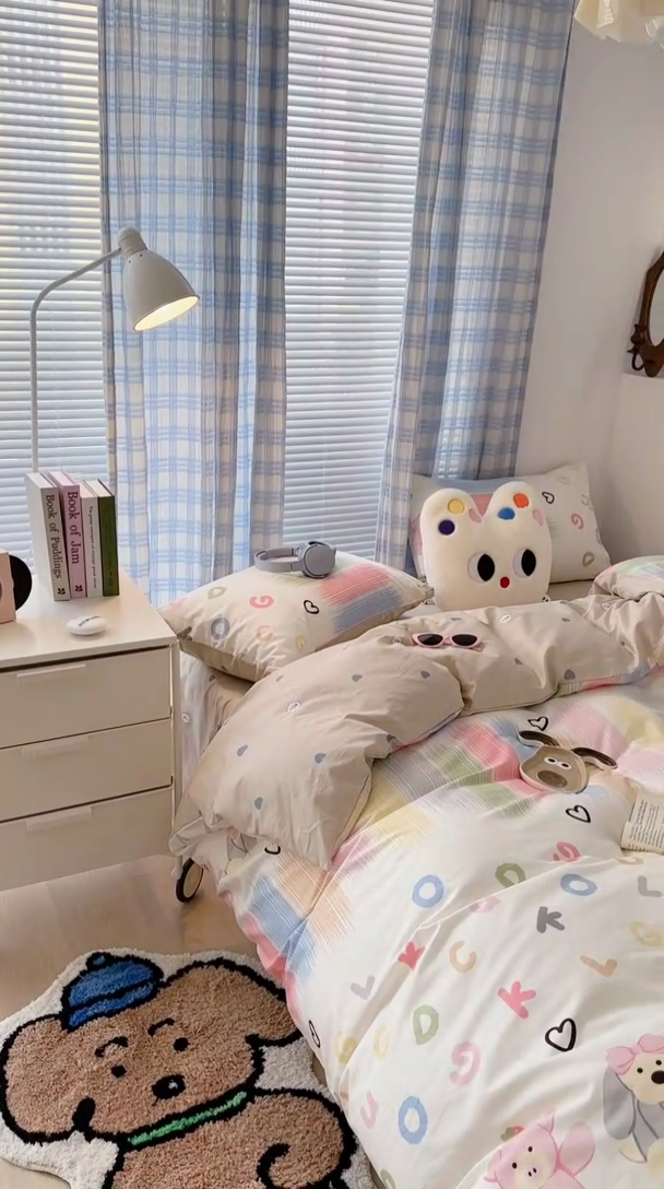 91家纺网 家纺一手货源 找家纺 昔可家纺 2023新款多巴胺卡通学生季全棉四件套 涂鸦小伙伴