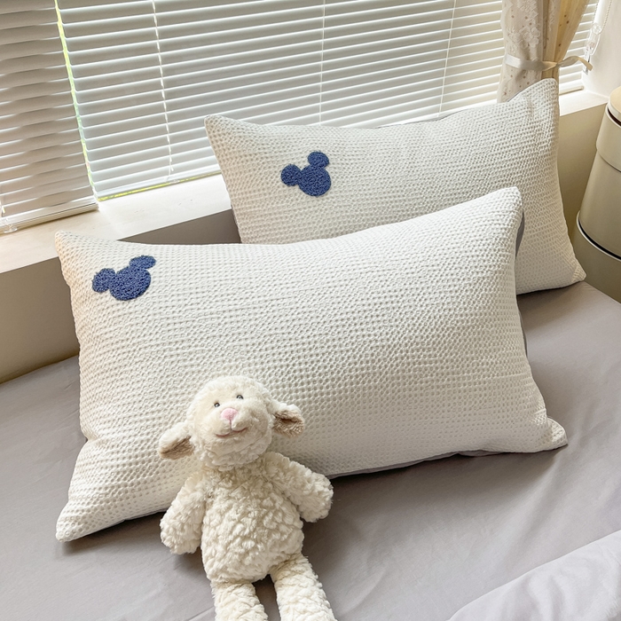 91家纺网 家纺一手货源 找家纺 慕尚2025华夫格全棉米奇毛巾绣四件套 米奇 白灰