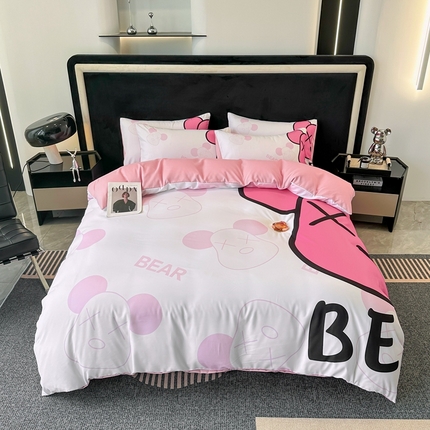 色鬼布艺 2023新款加厚双面磨毛数码大版印花四件套 乖乖熊-粉