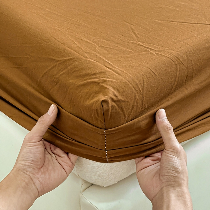 91家纺网 家纺一手货源 找家纺 六巷胡同 2023新款32支全棉纯色水洗棉单床笠 栗子棕