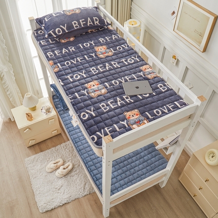 91家纺网 家纺一手货源 找家纺 （总）雅萱  2023新款大豆牛奶绒学生床护垫