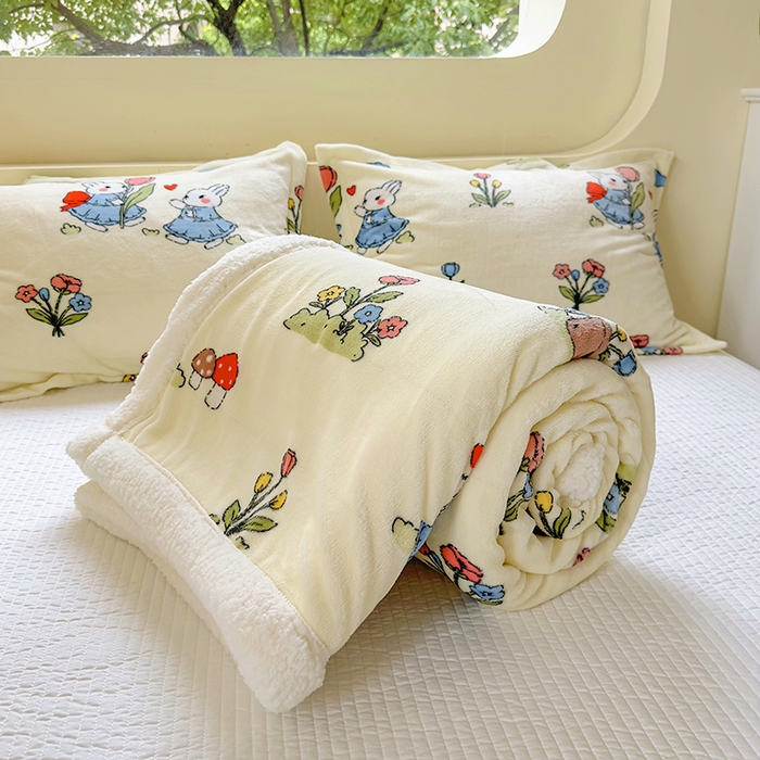 91家纺网 家纺一手货源 找家纺 沐慕 2023新款毛毯 花丛兔兔