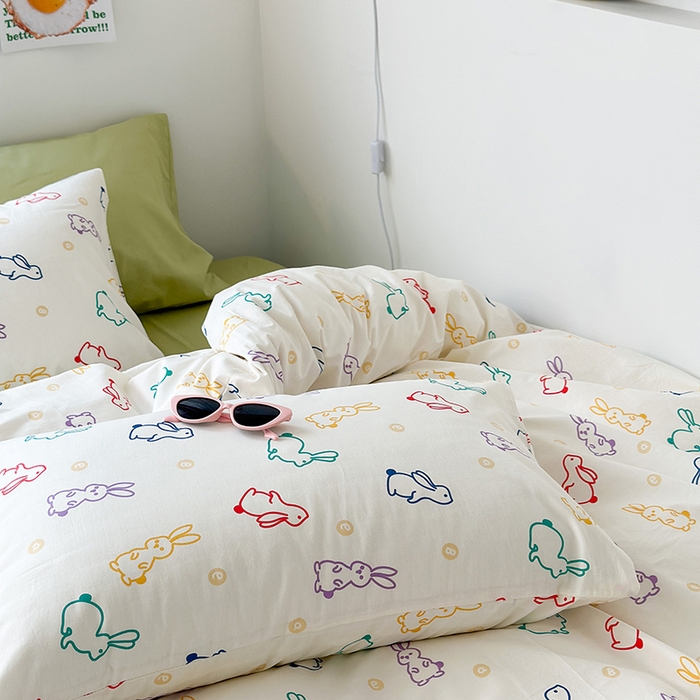 91家纺网 家纺一手货源 找家纺 昔可家纺 2023新款多巴胺卡通学生季全棉四件套 多巴胺小兔