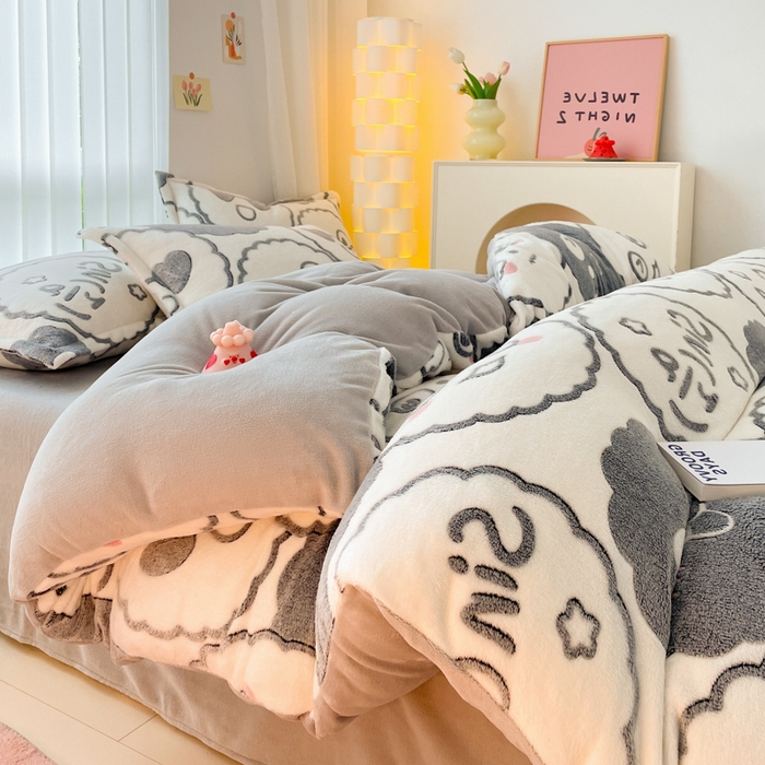 91家纺网 家纺一手货源 找家纺 同田家纺 2024秋冬新品雪花绒牛奶绒印花四件套 百变煤球