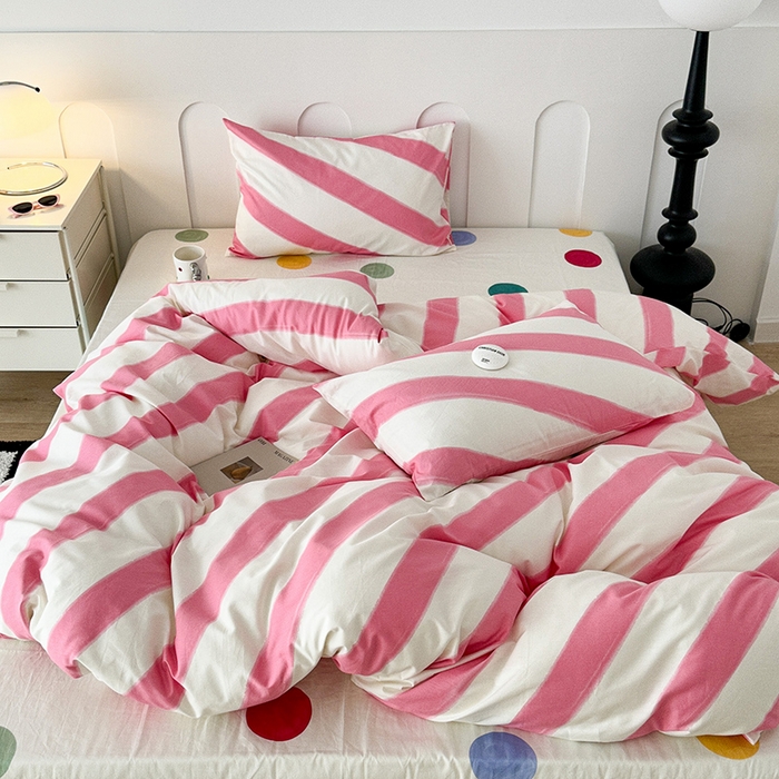 91家纺网 家纺一手货源 找家纺 （总）昔可家纺 2023新款多巴胺少女风条纹全棉四件套