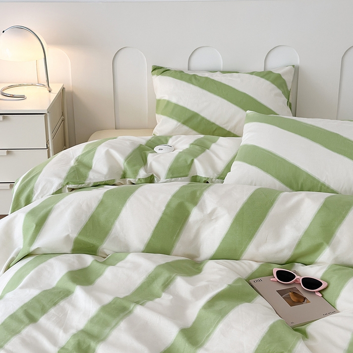 91家纺网 家纺一手货源 找家纺 昔可家纺 2023新款多巴胺少女风条纹全棉四件套 青柠绿条