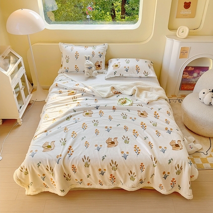 91家纺网 家纺一手货源 找家纺 （总）沐慕 2023新款牛奶绒拼羊羔绒毛毯