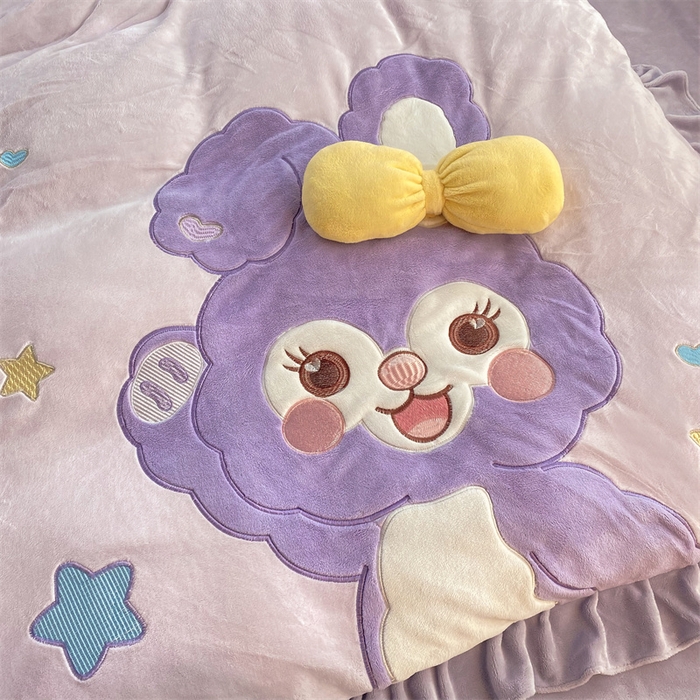 91家纺网 家纺一手货源 找家纺 总绒棉世家 2025新款-星戴兔（不要抱枕-10元)（控价标准188以上）牛奶绒贴布绣四件套