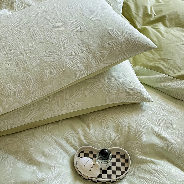 91家纺网 家纺一手货源 找家纺 琪格格纺织 2023新款爱在春秋系列A类纯棉加厚色织三层纱四件套 爱在春秋绿