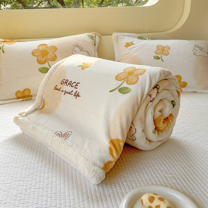 91家纺网 家纺一手货源 找家纺 沐慕 2023新款毛毯 花漾兔