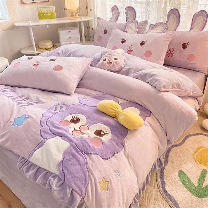 91家纺网 家纺一手货源 找家纺 总绒棉世家 2025新款-星戴兔（不要抱枕-10元)（控价标准188以上）牛奶绒贴布绣四件套