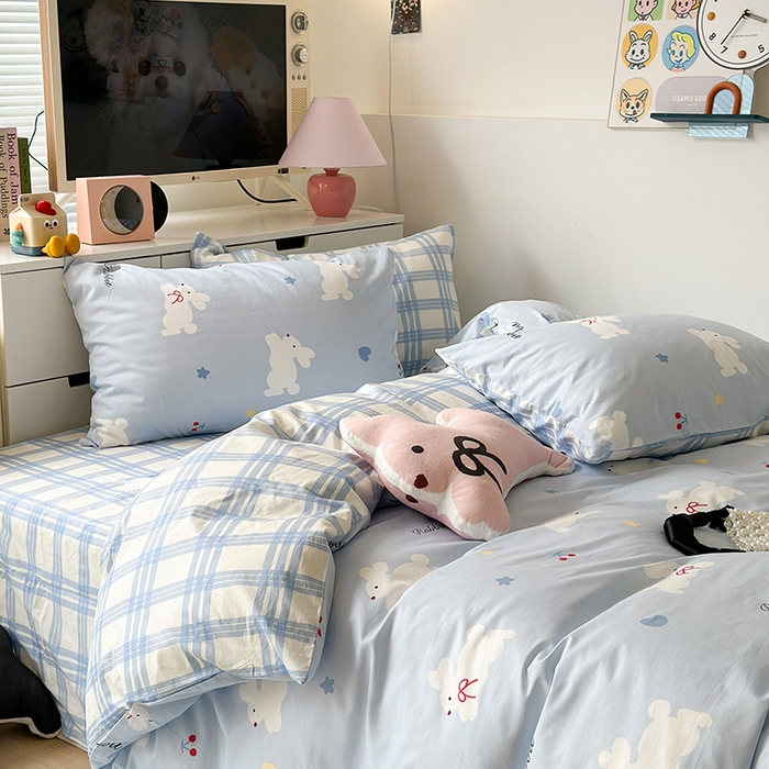 91家纺网 家纺一手货源 找家纺 昔可家纺 2023新款多巴胺卡通学生季全棉四件套 丝带小兔