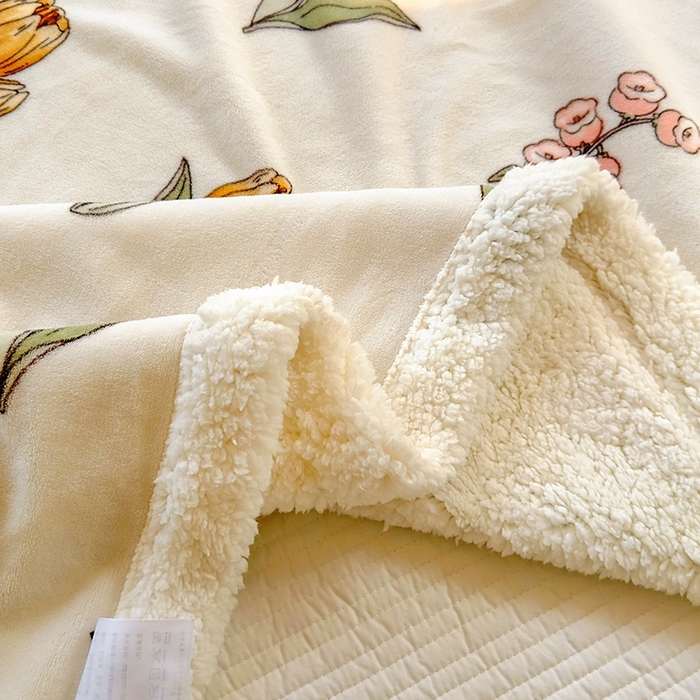 91家纺网 家纺一手货源 找家纺 沐慕 2023新款毛毯 可可花