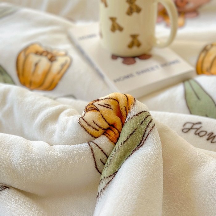 91家纺网 家纺一手货源 找家纺 沐慕 2023新款毛毯 可可花