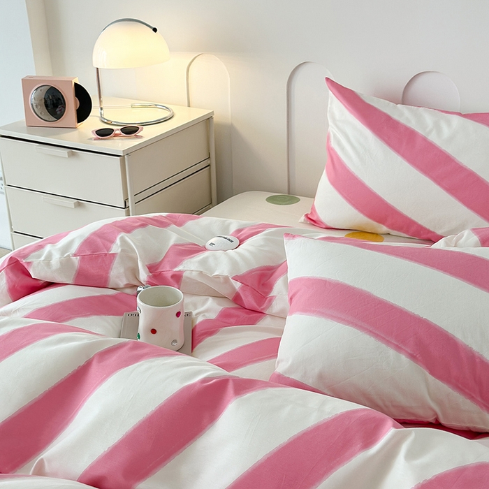 91家纺网 家纺一手货源 找家纺 （总）昔可家纺 2023新款多巴胺少女风条纹全棉四件套