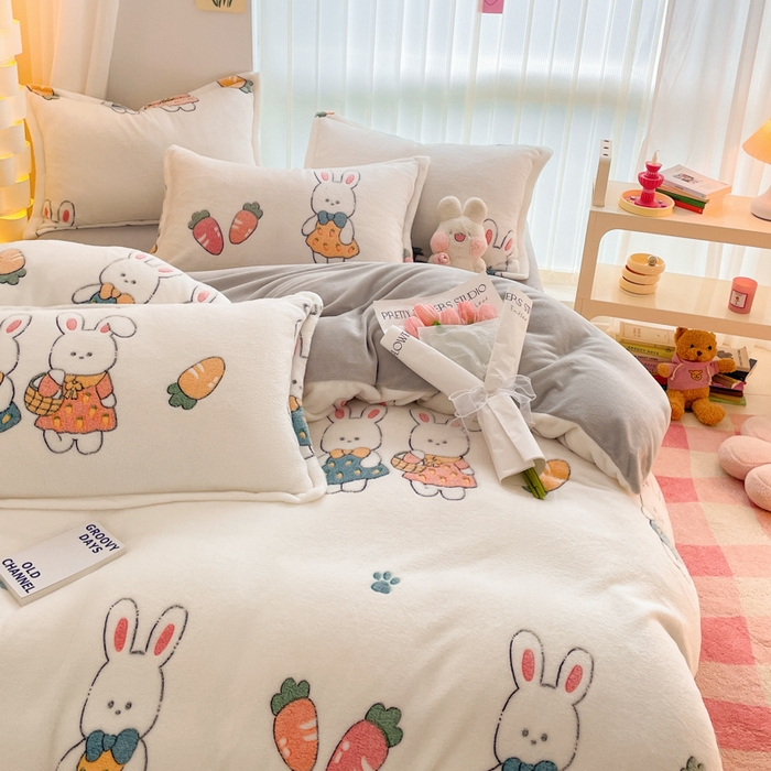 91家纺网 家纺一手货源 找家纺 同田家纺 2024秋冬新品雪花绒牛奶绒印花四件套 萝卜兔