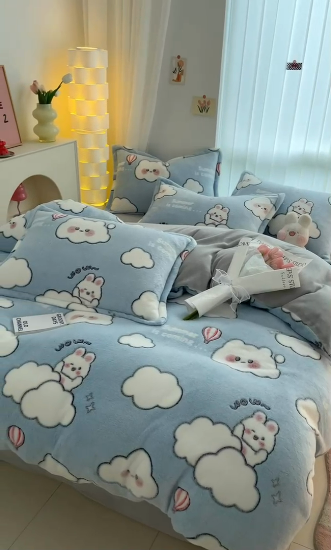 91家纺网 家纺一手货源 找家纺 同田家纺 2024秋冬新品雪花绒牛奶绒印花四件套 蓝天白云