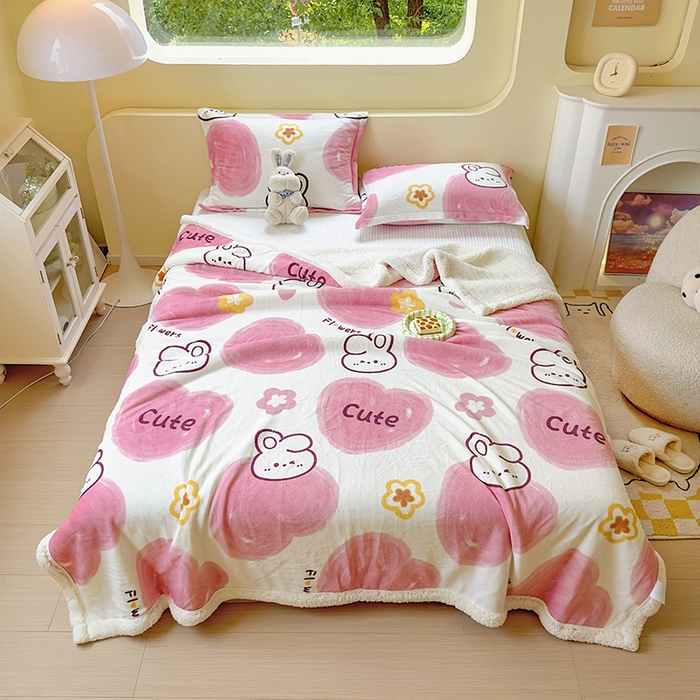 91家纺网 家纺一手货源 找家纺 沐慕 2023新款毛毯 爱心粉兔