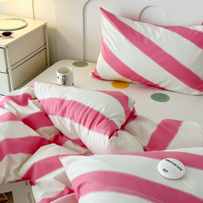 91家纺网 家纺一手货源 找家纺 （总）昔可家纺 2023新款多巴胺少女风条纹全棉四件套