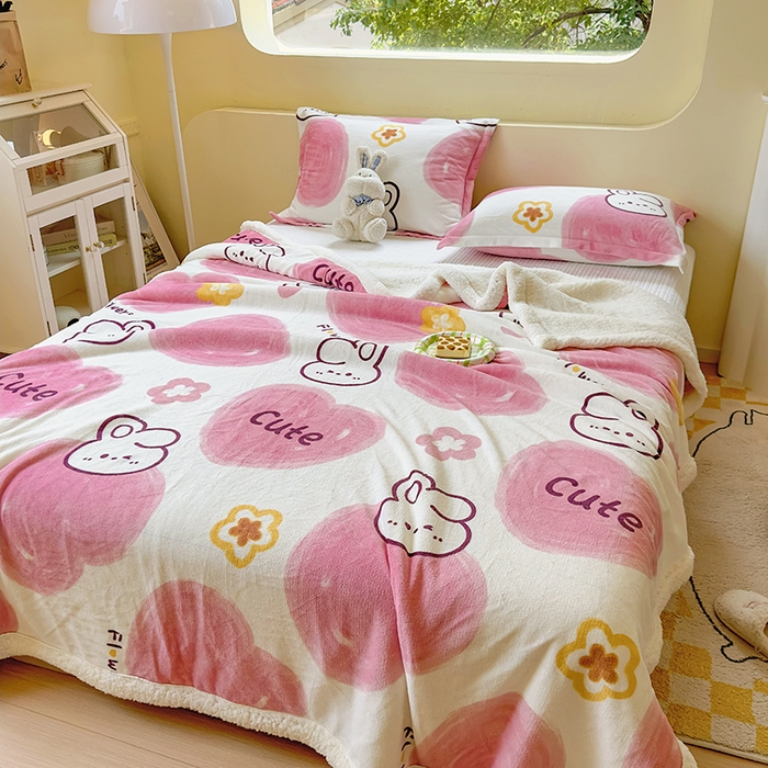 91家纺网 家纺一手货源 找家纺 沐慕 2023新款毛毯 爱心粉兔