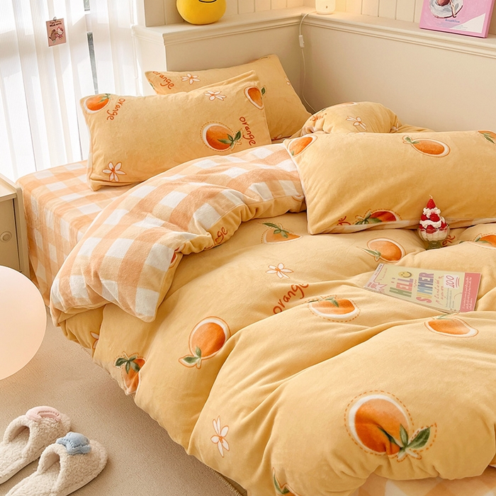91家纺网 家纺一手货源 找家纺 桃子 2023新款ins小清新韩系卡通少女心奶油兔子加厚牛奶绒系列四件套-第一批 绒-橙汁