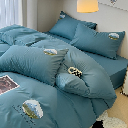 91家纺网 家纺一手货源 找家纺 总花伞家居  2023新款ins日系简约大版印花无印风舒适磨毛四件套