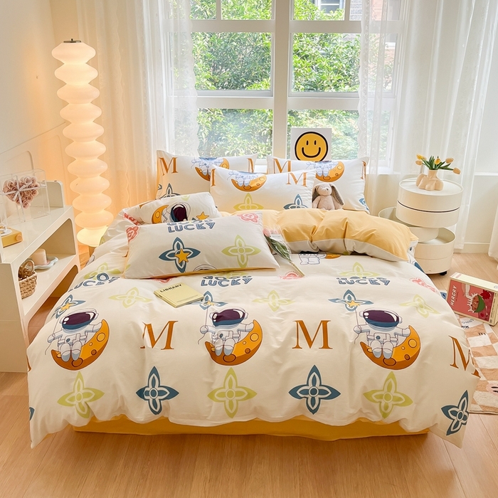 91家纺网 家纺一手货源 找家纺 集布 2023新款12868全棉喷气印花单被套 宇航员