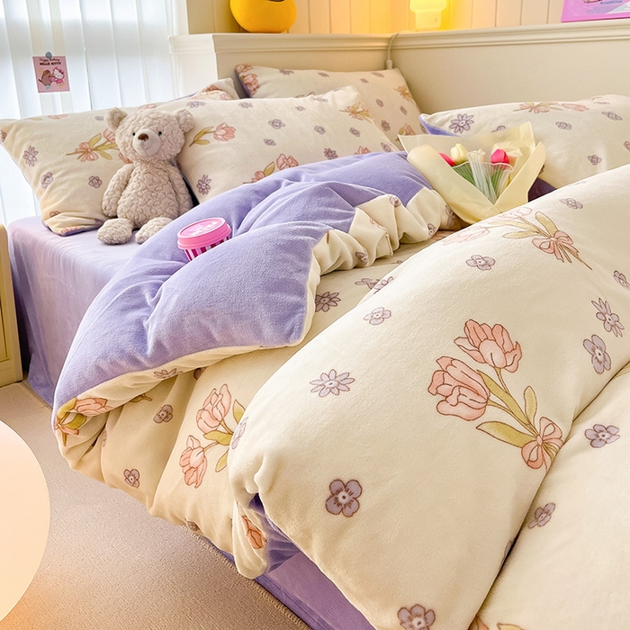 91家纺网 家纺一手货源 找家纺 桃子 2023新款ins小清新韩系卡通少女心奶油兔子加厚牛奶绒系列四件套-第一批 绒-花颂