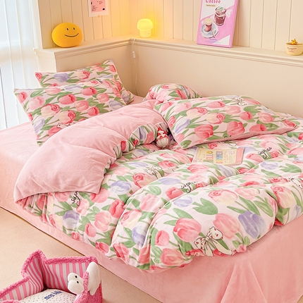 91家纺网 家纺一手货源 找家纺 （总）桃子 2023新款ins小清新韩系卡通少女心奶油兔子加厚牛奶绒系列四件套-第一批