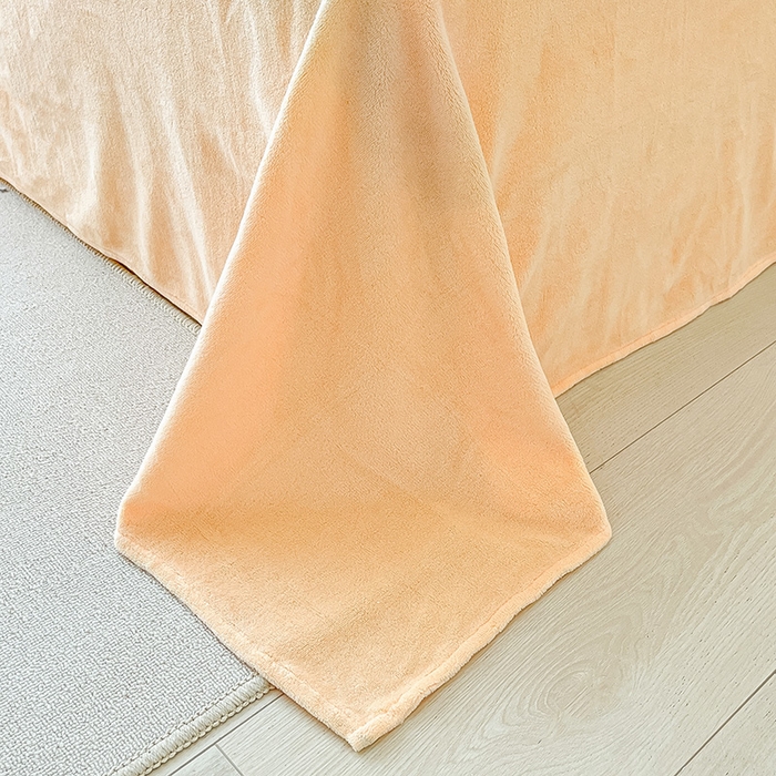 91家纺网 家纺一手货源 找家纺 桃子 2023新款ins小清新韩系卡通少女心奶油兔子加厚牛奶绒系列四件套-第一批 绒-果果兔