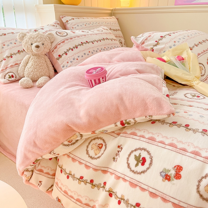 91家纺网 家纺一手货源 找家纺 桃子 2023新款ins小清新韩系卡通少女心奶油兔子加厚牛奶绒系列四件套-第一批 绒-可颂粉