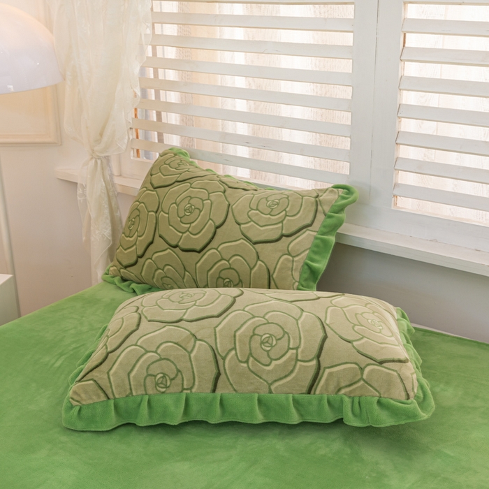 91家纺网 家纺一手货源 找家纺 首选 2023新款韩版花边牛奶绒四件套 复古花-绿