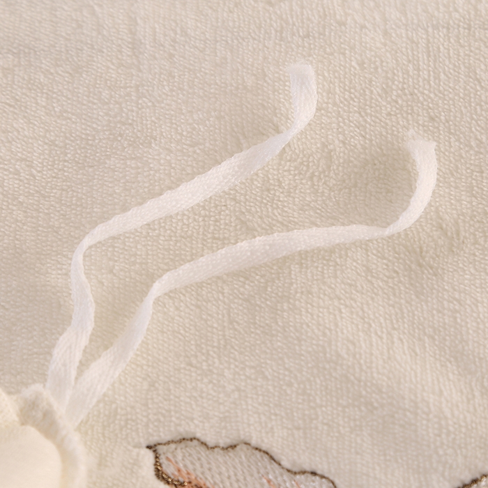 91家纺网 家纺一手货源 找家纺 富之航 2023新款牛奶绒刺绣四件套 莫奈花园-白