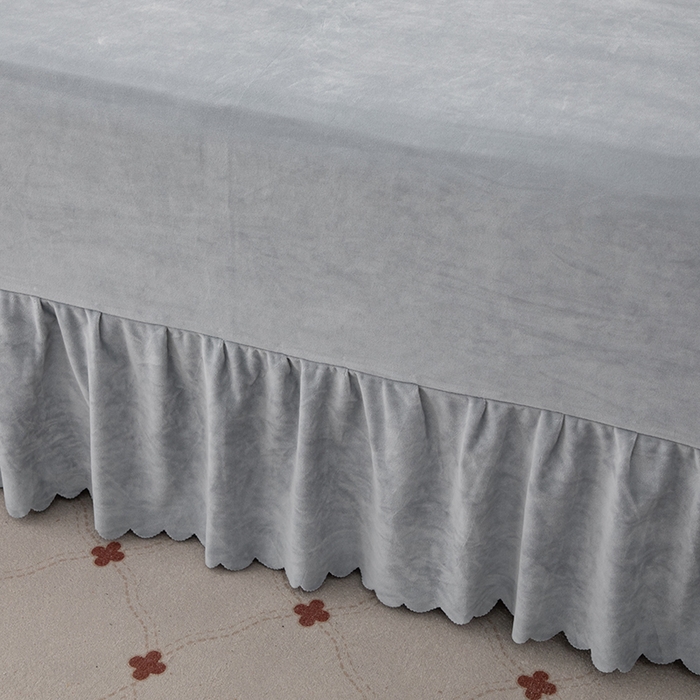 91家纺网 家纺一手货源 找家纺 优姿家纺 2024新品8.5斤德芙绒韩版床裙绣花保暖四件套 时尚玫瑰绅士灰