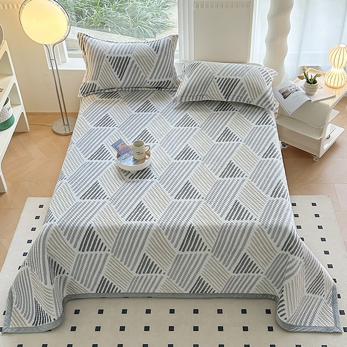 91家纺网 家纺一手货源 找家纺 （总）2024高克重牛奶绒夹棉单床盖单件保暖床盖三件套