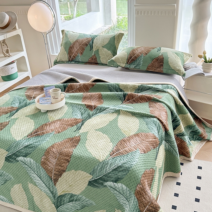 91家纺网 家纺一手货源 找家纺 胜权 2024款高克重牛奶绒夹棉单床盖单件保暖床盖三件套 莫奈