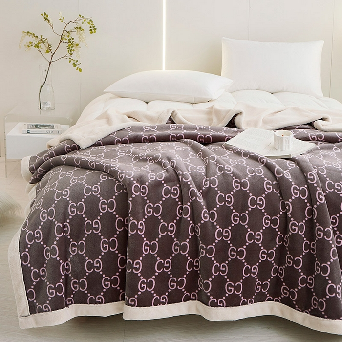 91家纺网 家纺一手货源 找家纺 （总）肖恩毯业 2025新款欧棉绒休闲四季毯毛毯盖毯