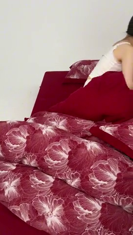 91家纺网 家纺一手货源 找家纺 安莱生活 2023新款花海系列色织双层纱工艺款宽边高奢四件套 花海-朱红