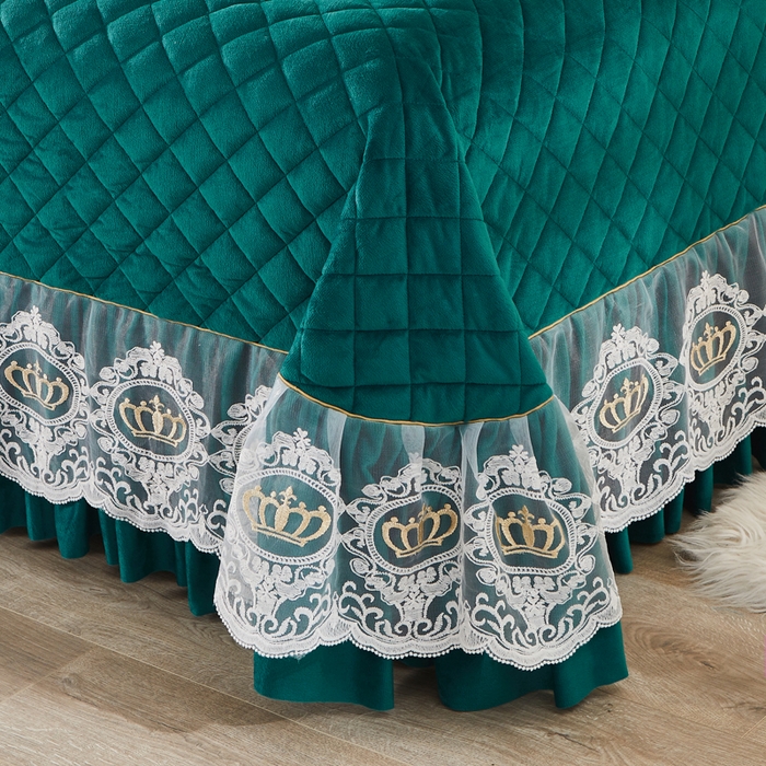 91家纺网 家纺一手货源 找家纺 恋尚 2023新款可脱卸水晶绒夹棉床盖卡雯系列 宝绿