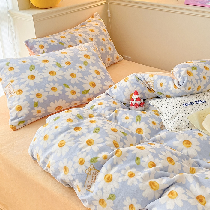 91家纺网 家纺一手货源 找家纺 金爱家 2023新款ins小清新韩系卡通少女心奶油兔子加厚牛奶绒系列四件套 绒-甜甜的梦