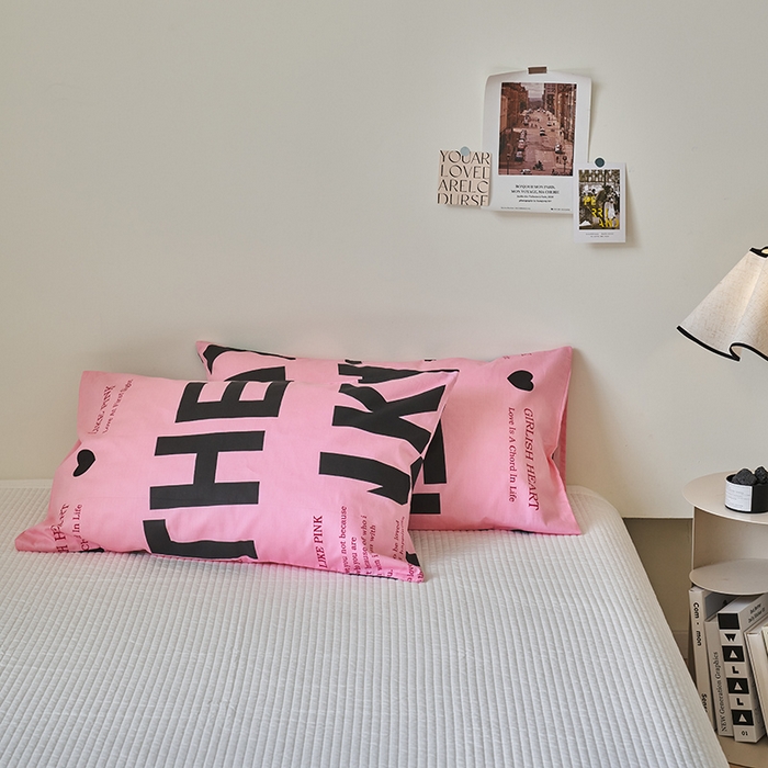 91家纺网 家纺一手货源 找家纺 窝米2023新品13370全棉印花单品系列枕套 练习粉枕套